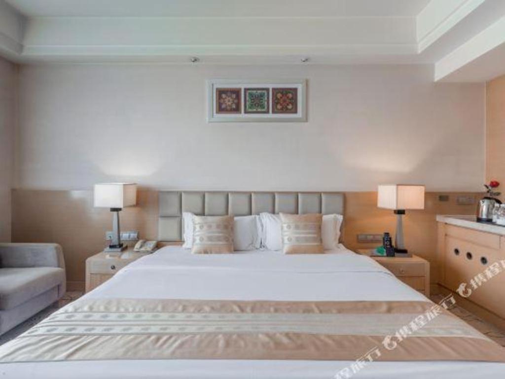 Chengdu Yinsheng International Hotel Supoqiao Экстерьер фото