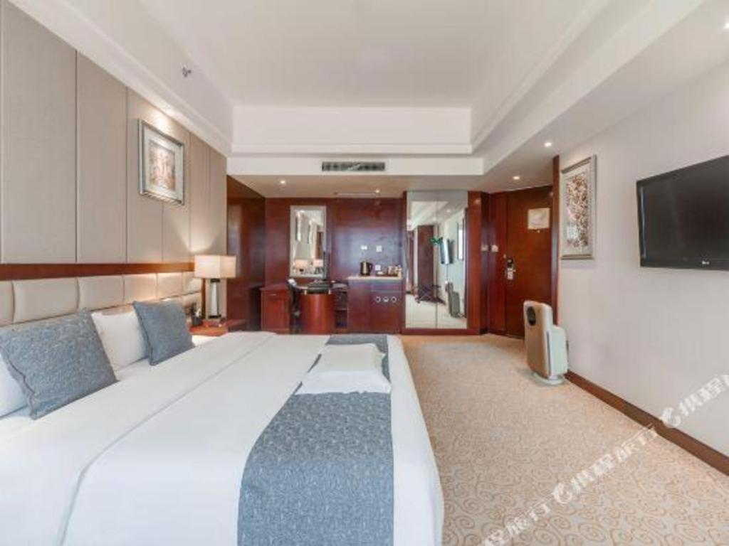 Chengdu Yinsheng International Hotel Supoqiao Экстерьер фото