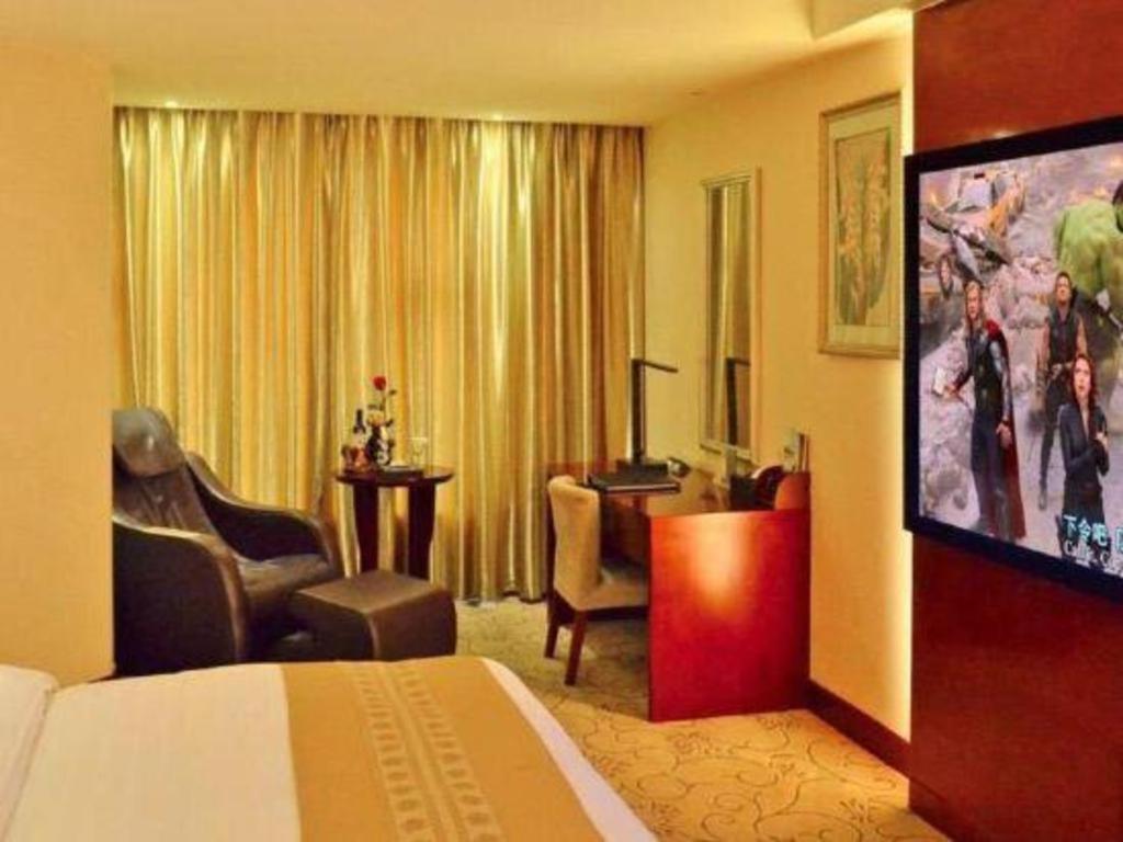 Chengdu Yinsheng International Hotel Supoqiao Экстерьер фото
