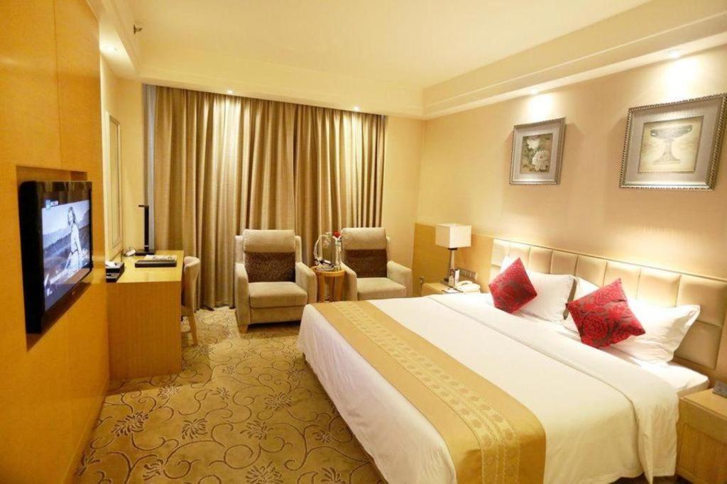 Chengdu Yinsheng International Hotel Supoqiao Экстерьер фото