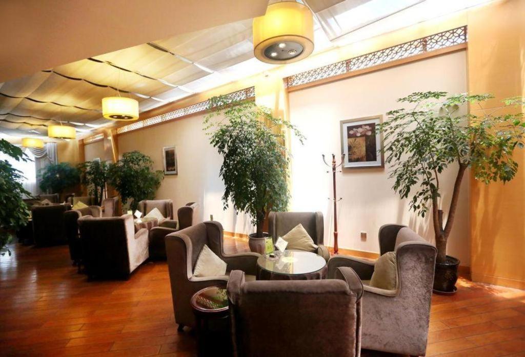 Chengdu Yinsheng International Hotel Supoqiao Экстерьер фото