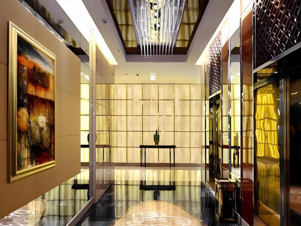 Chengdu Yinsheng International Hotel Supoqiao Экстерьер фото